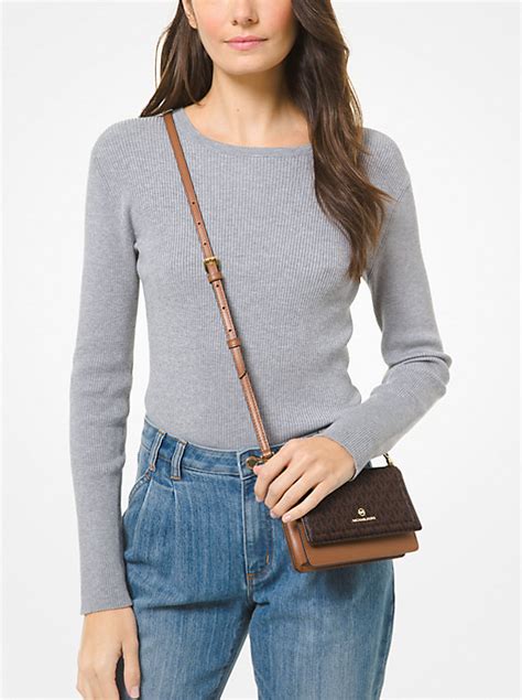 Jet Set Large Smartphone Convertible Crossbody Bag.